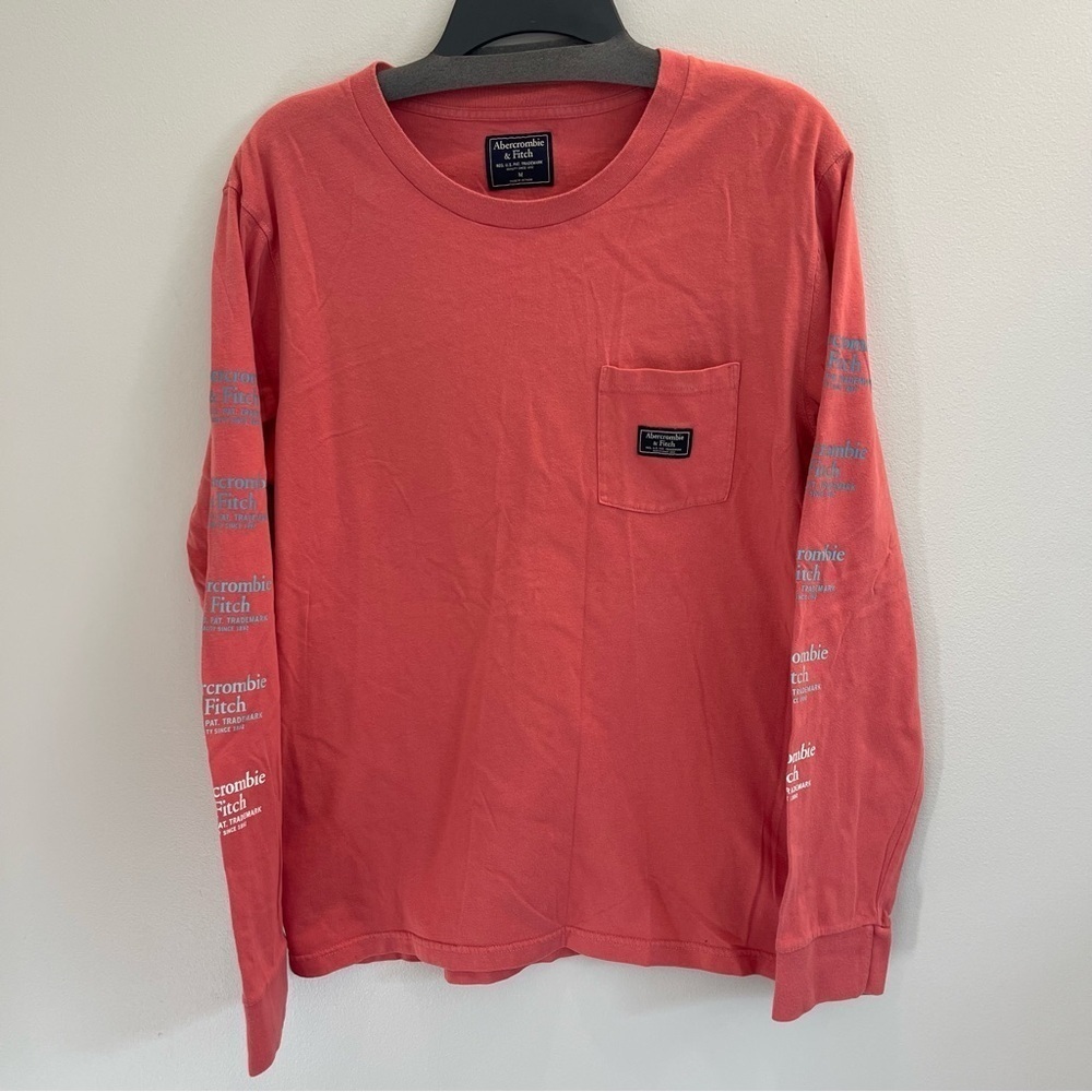 ABERCROMBIE & FITCH MENS LONG SLEEVE T SHIRT CREW NECK POCKETS PINK SIZE MEDIUM